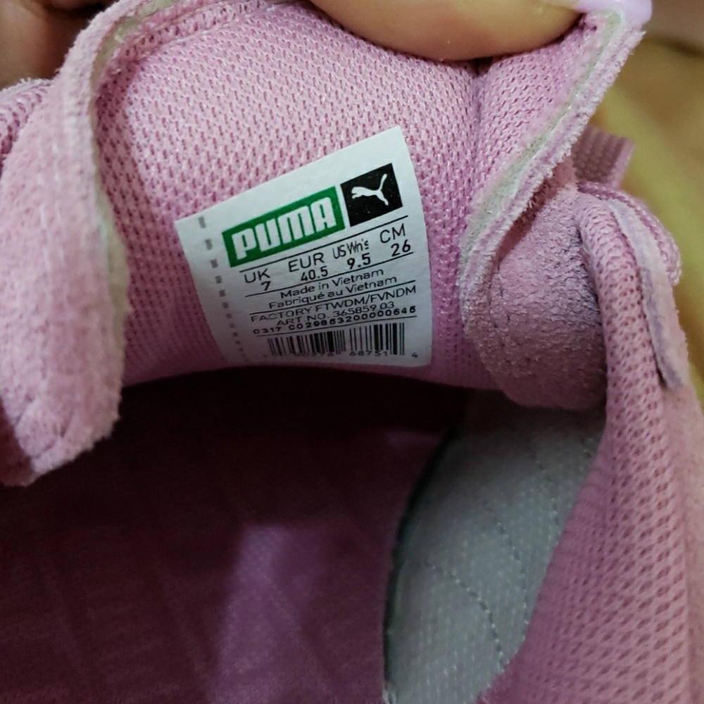 New sneakers - Picture 2 of 3